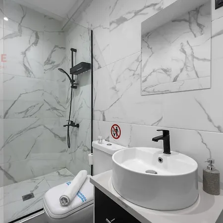B&w, Nilie Hospitality Mgmt * Θεσσαλονίκη